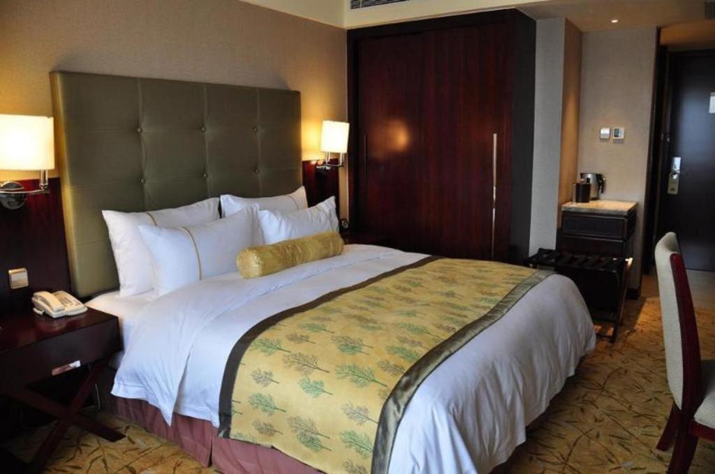 Wyndham Hotel Xian Екстер'єр фото